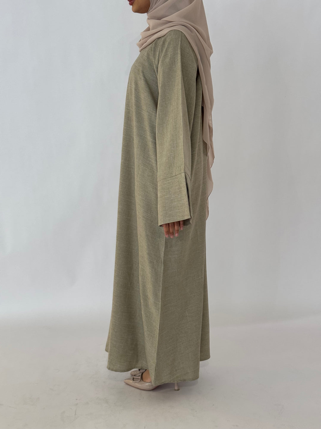 Qayla Abaya - Nude