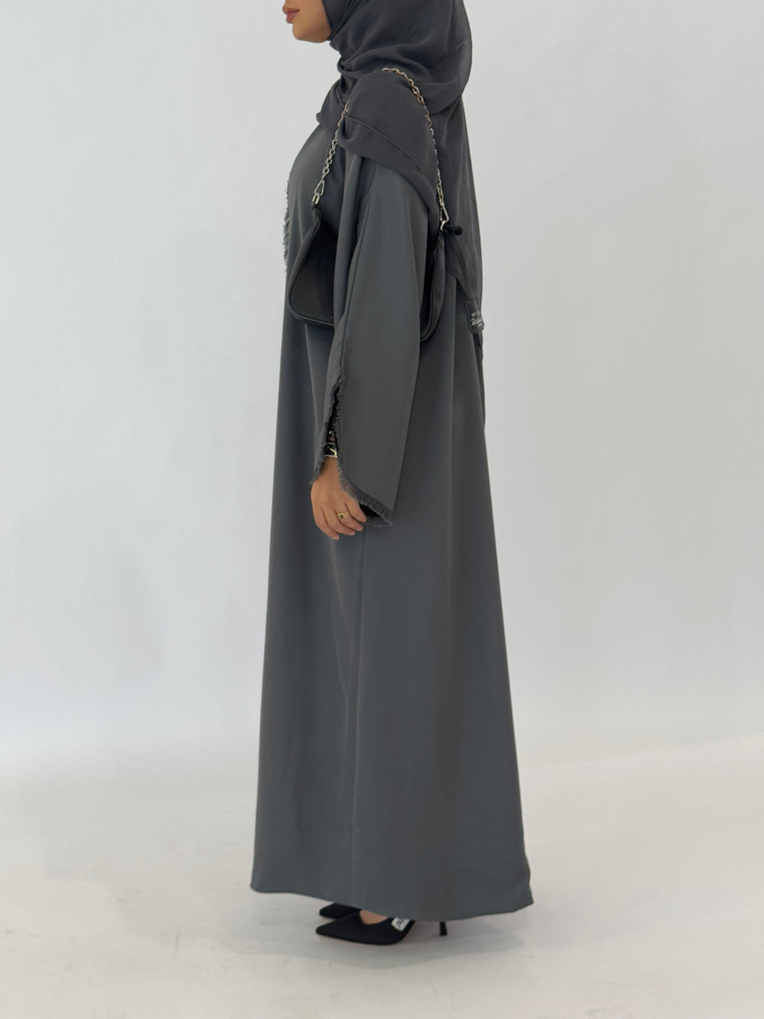 Shamsa Reversible Abaya - Grey