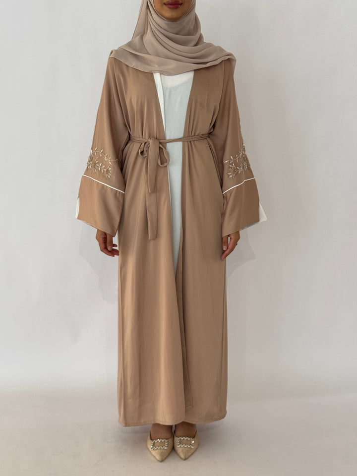 Zouhour Abaya