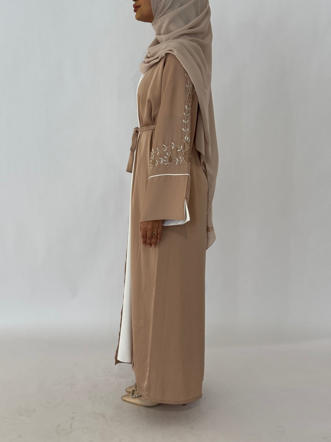 Zouhour Abaya