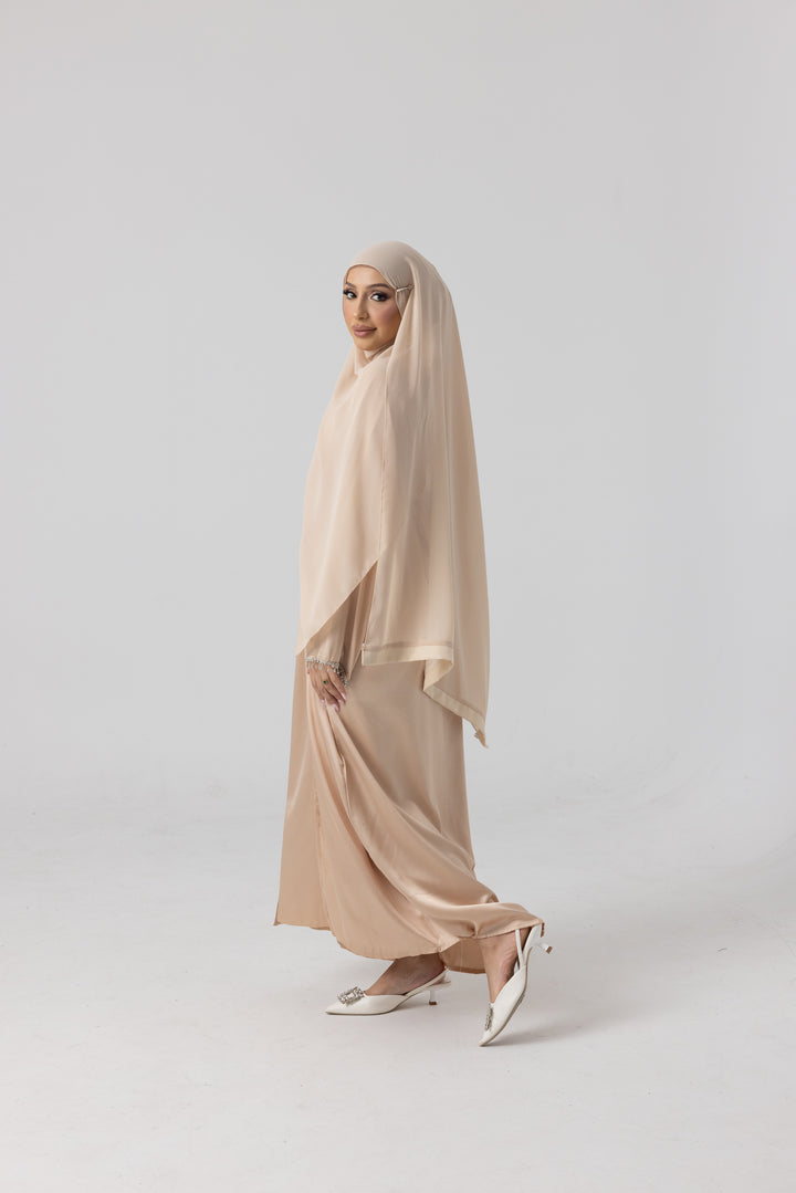 Amira Abaya