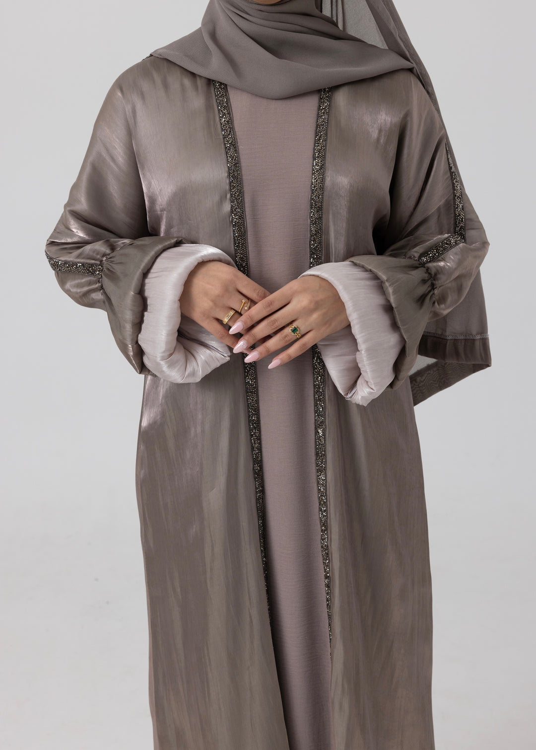 Mahra Abaya