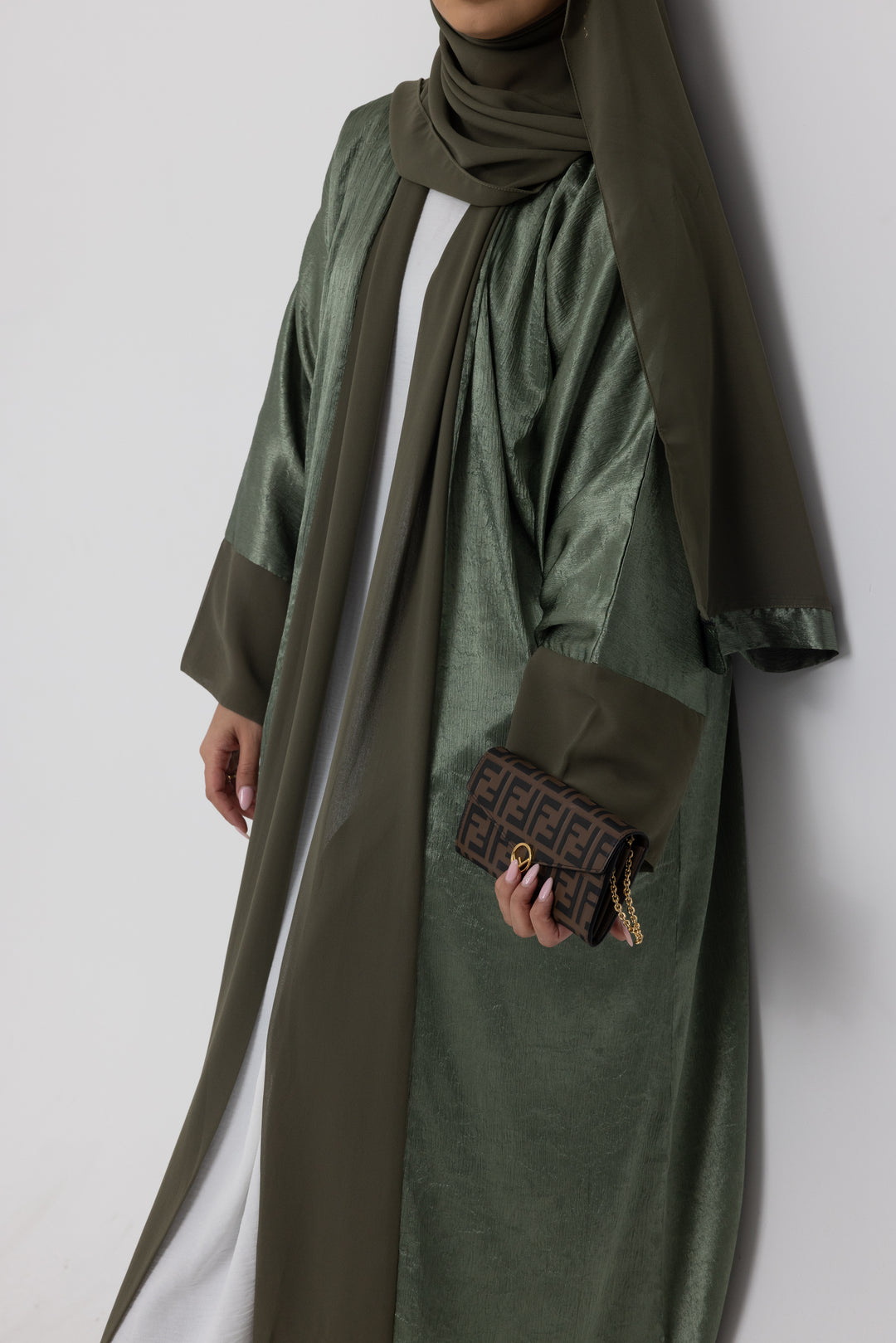 Dennia Abaya