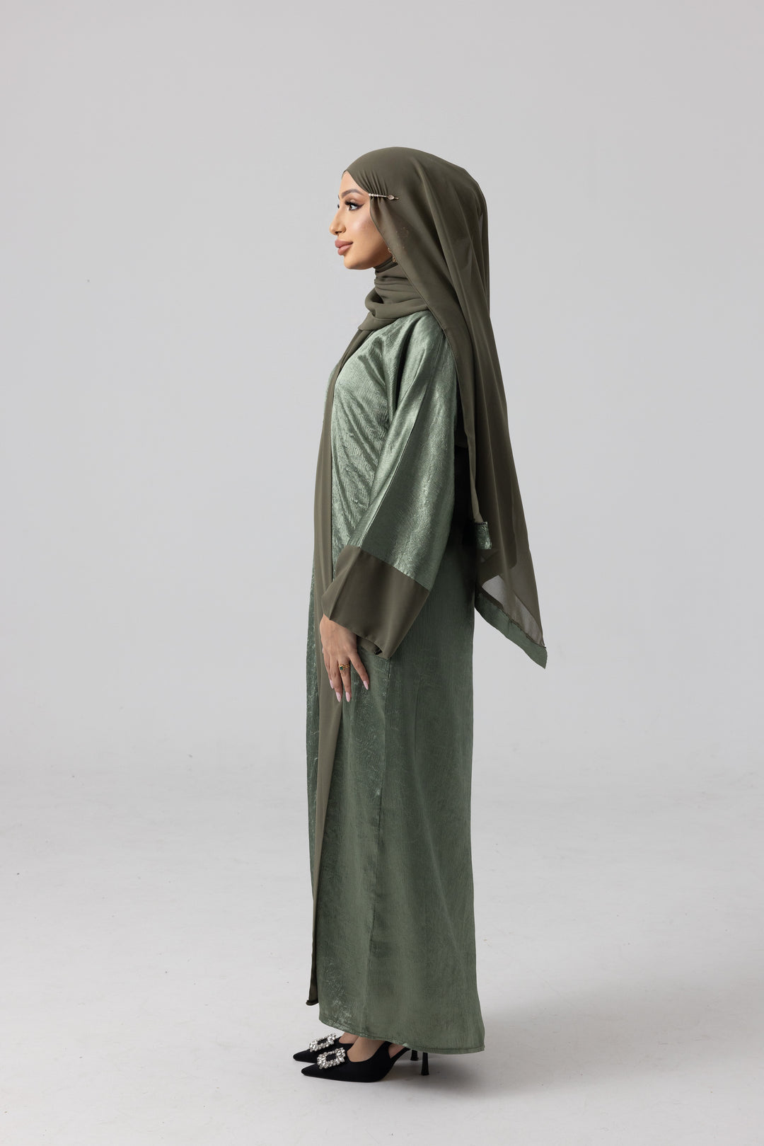 Dennia Abaya