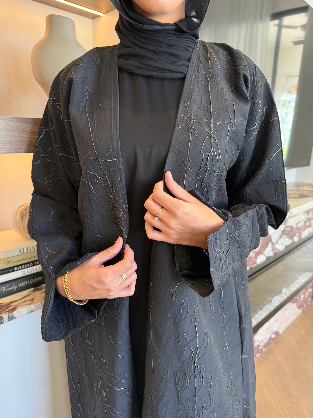 Hayat Marble Abaya - Black