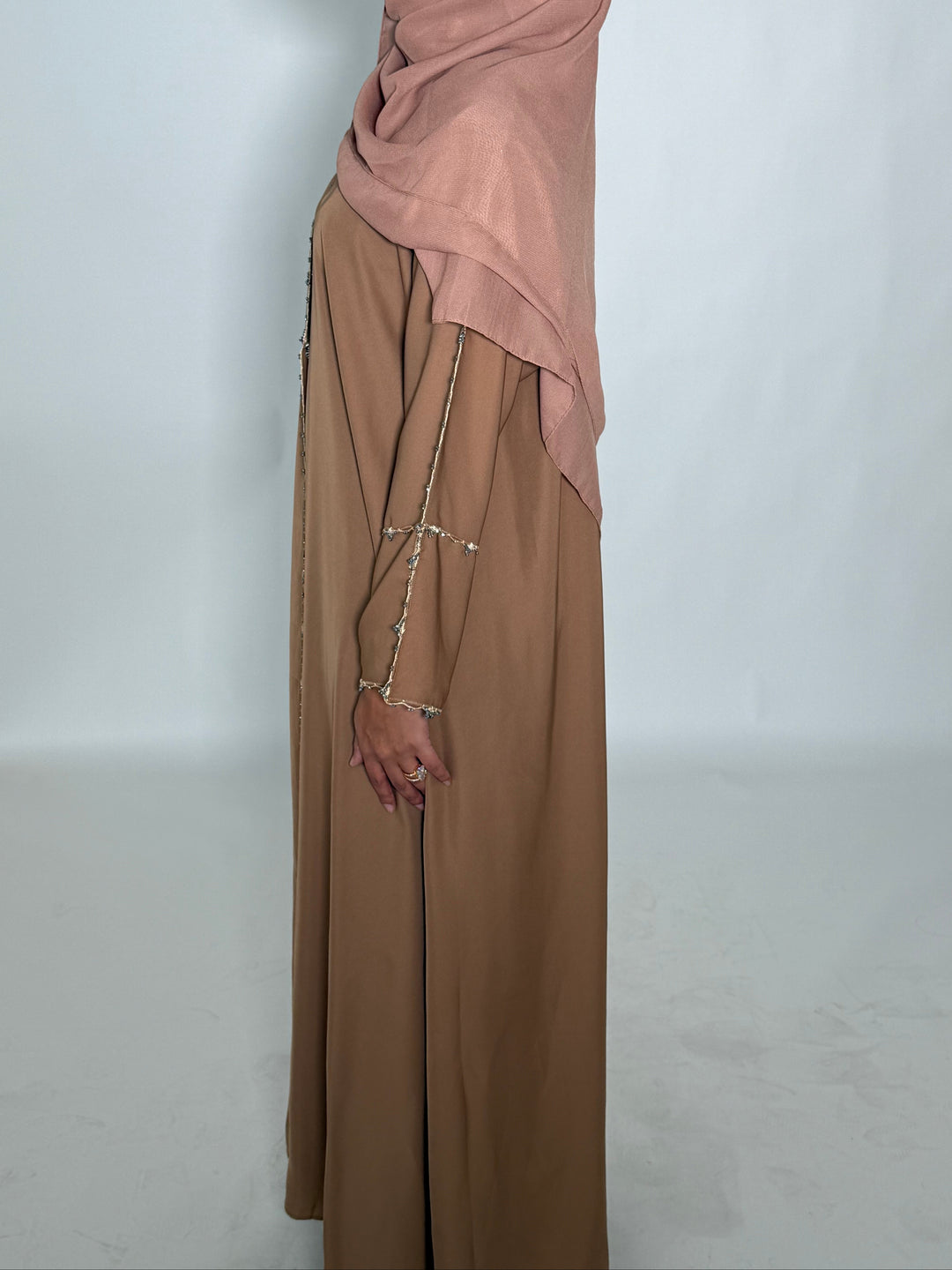 Camilla Abaya - Nude