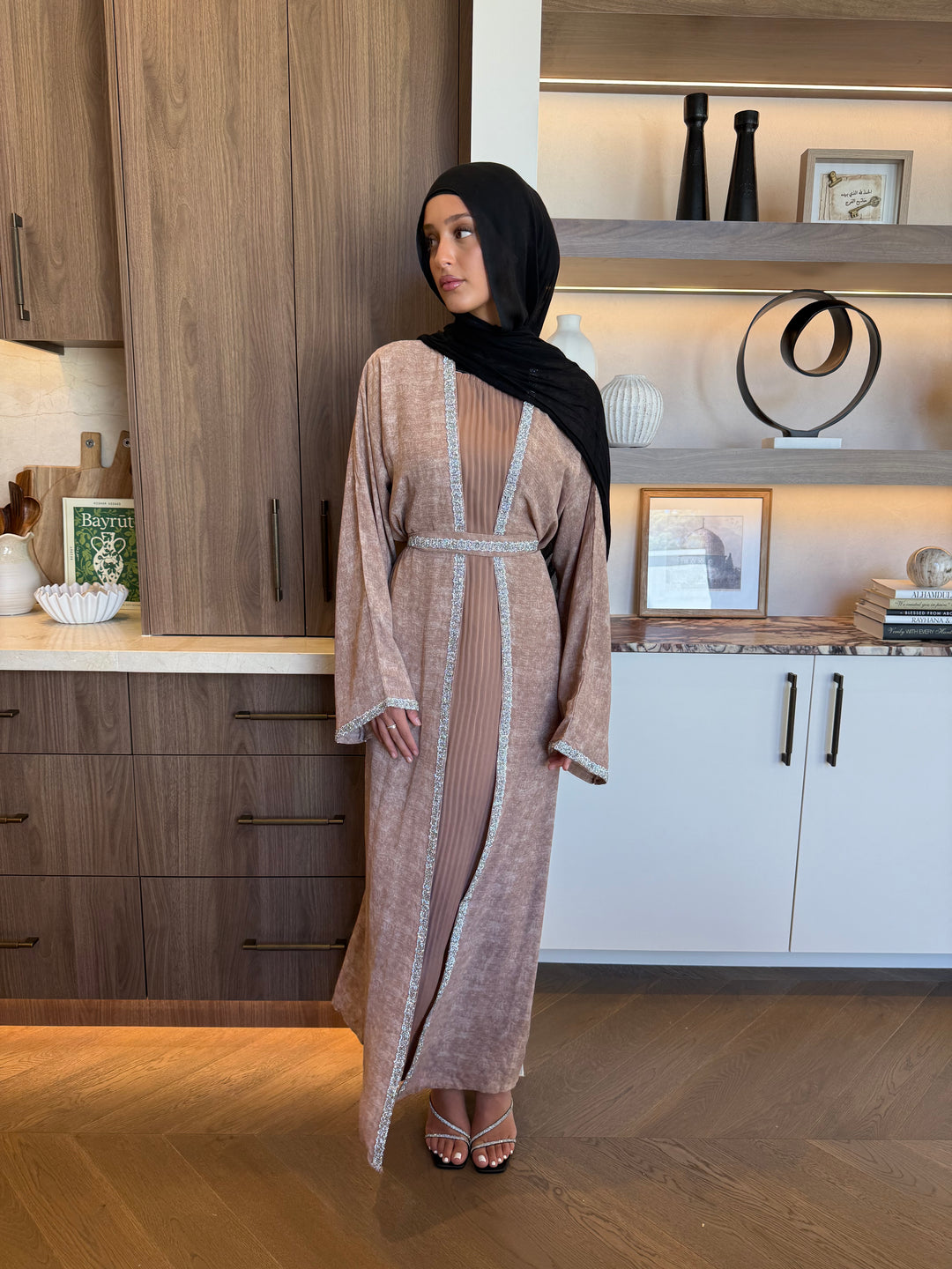 Tahira Abaya - Nude