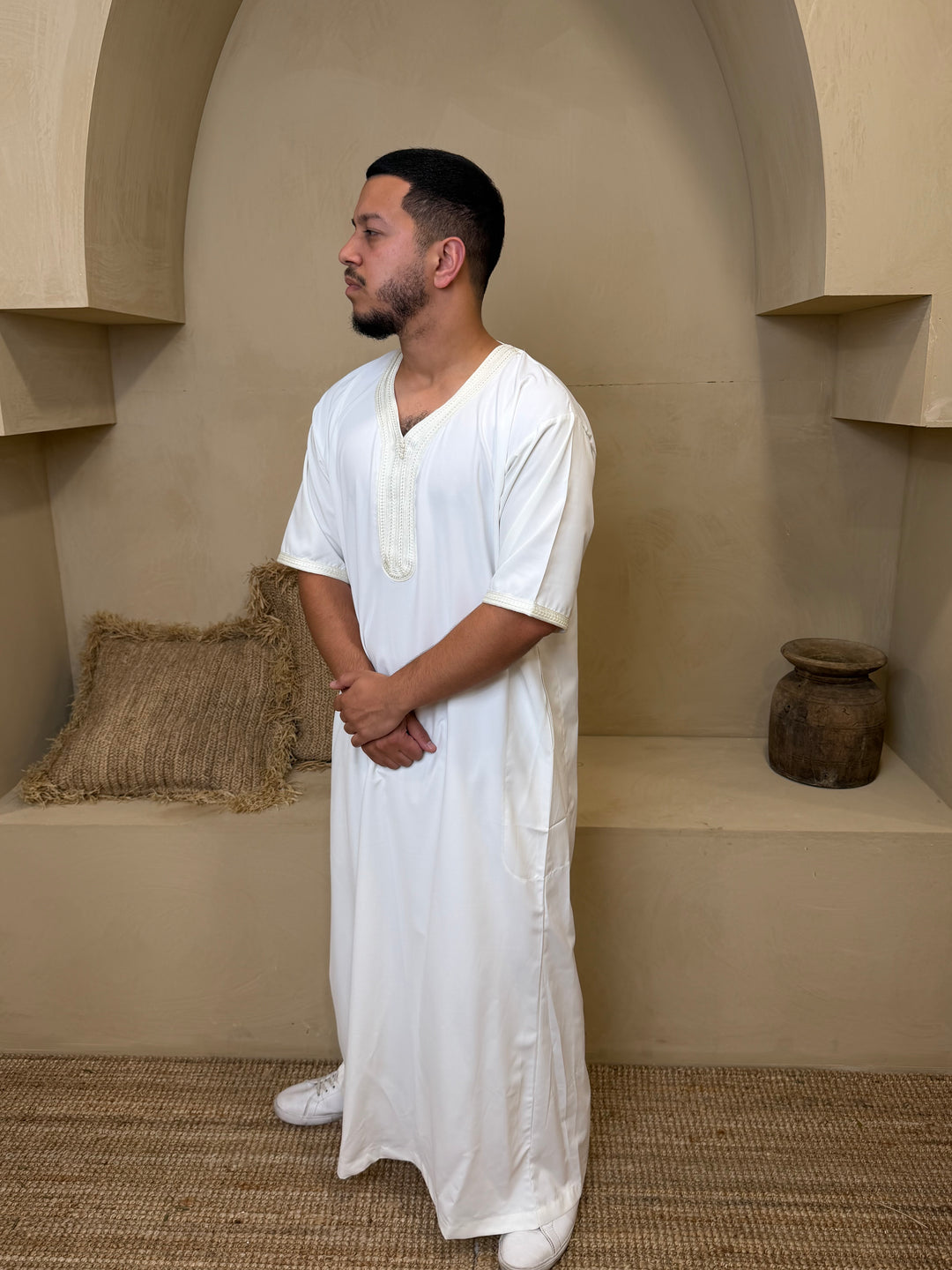 Abyadh Moroccan Thobe